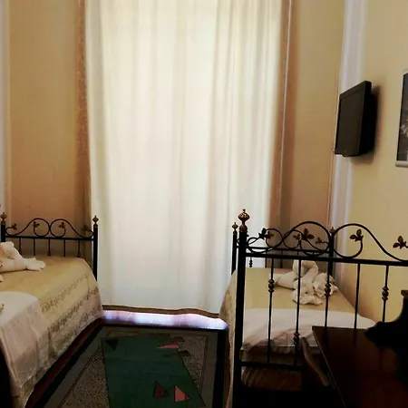 Benvenuto A Hotel Nápoles